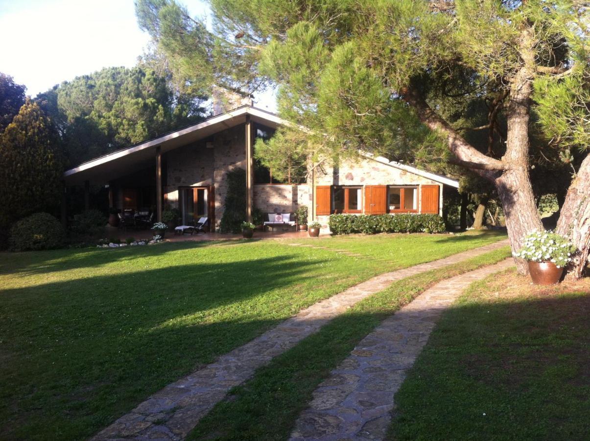 Les Margarides Villa Seva Exterior photo